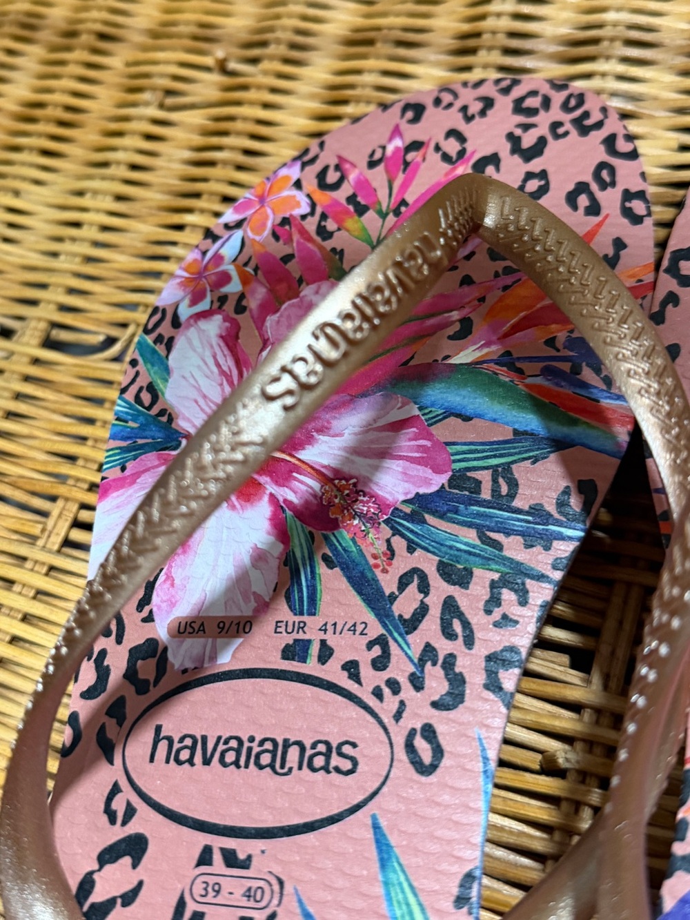 Havaianas Slim Tropical Animal Print Size 9/10 39-40 Flip Flops - Picture 6 of 8